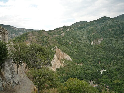 Asenovgrad și Mănăstirea Bacikovo: Rhodope Mountains from "Assen's Fortress" - panoramio (4)