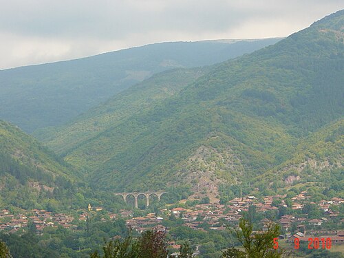 Balcanul de Vest: Etropole și Zlatița: BULGARIA - panoramio - Nikolai Karaneschev
