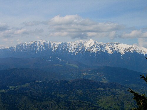 Bucegi: Muntii Bucegi vazuti de pe Postavaru