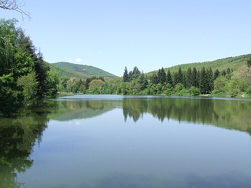 Dealurile Stara Zagora (Sărnena Gora): Starozagorski bani (Bulgaria) lake