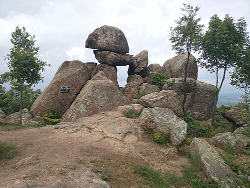 Șipka, Buzludja și Valea Trandafirilor: Stara Zagora Province - Kazanlak Municipality - Village of Buzovgrad - Megalith (3)