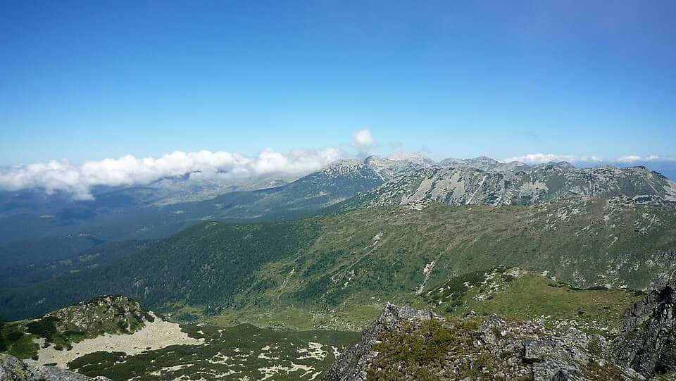 Pirin: Bansko și Vihren: Pirin - view from Kuklite peak 2686 m - panoramio