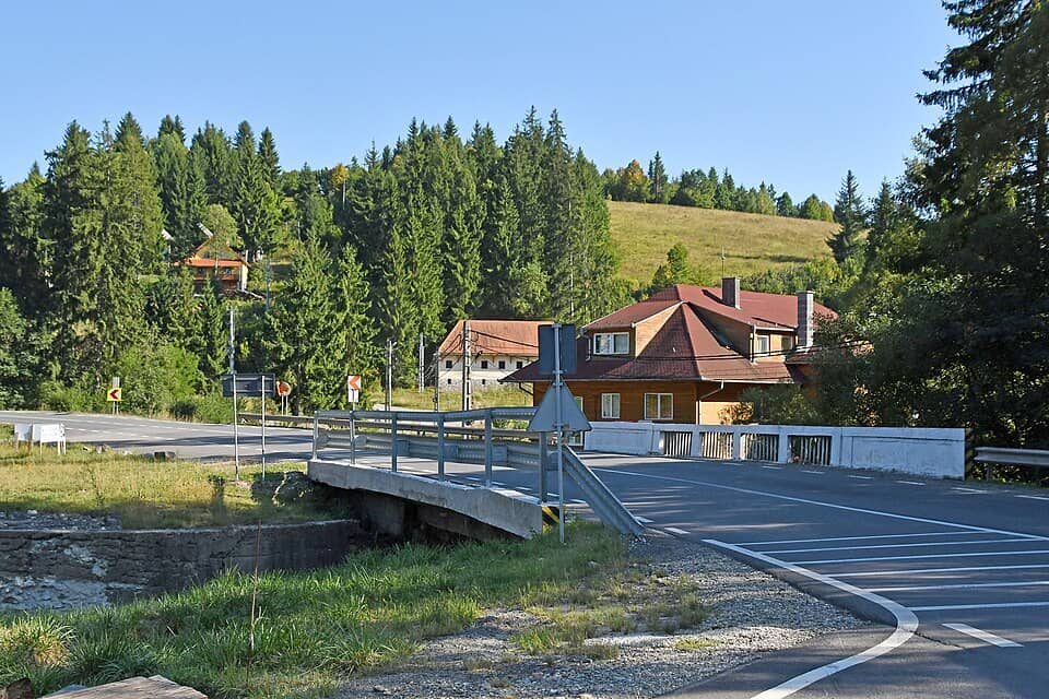Harghita & Ciomatu (Sf. Ana): Homoródfürdő, főút 2024 01