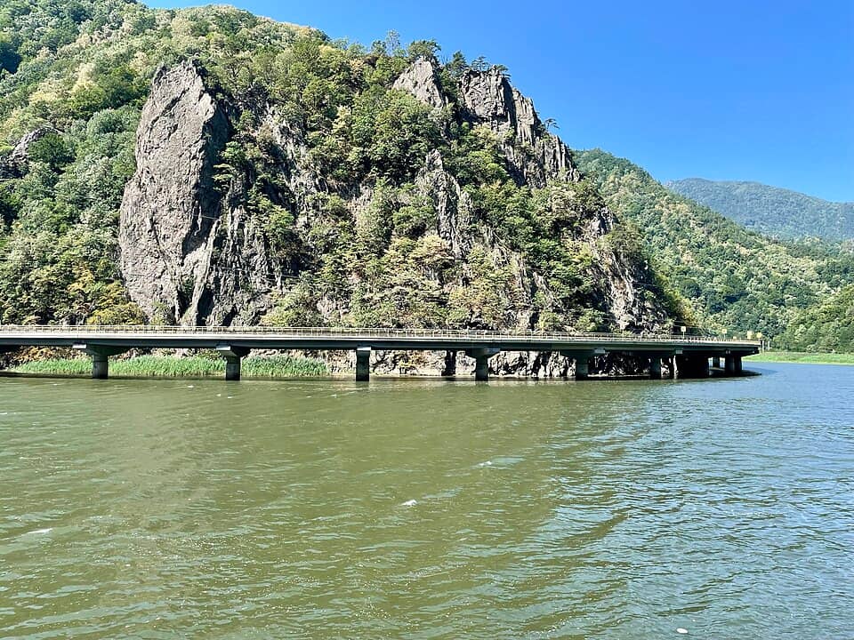 Cozia: Wiadukt Carligul Mic na rzece Olt (2023-08-29 2)