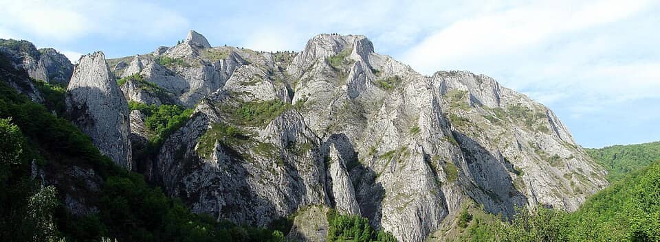 Trascău: Panorama Scarita-Belioara - panoramio