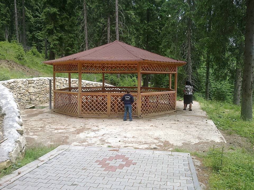 Trascău: La baisoara - panoramio