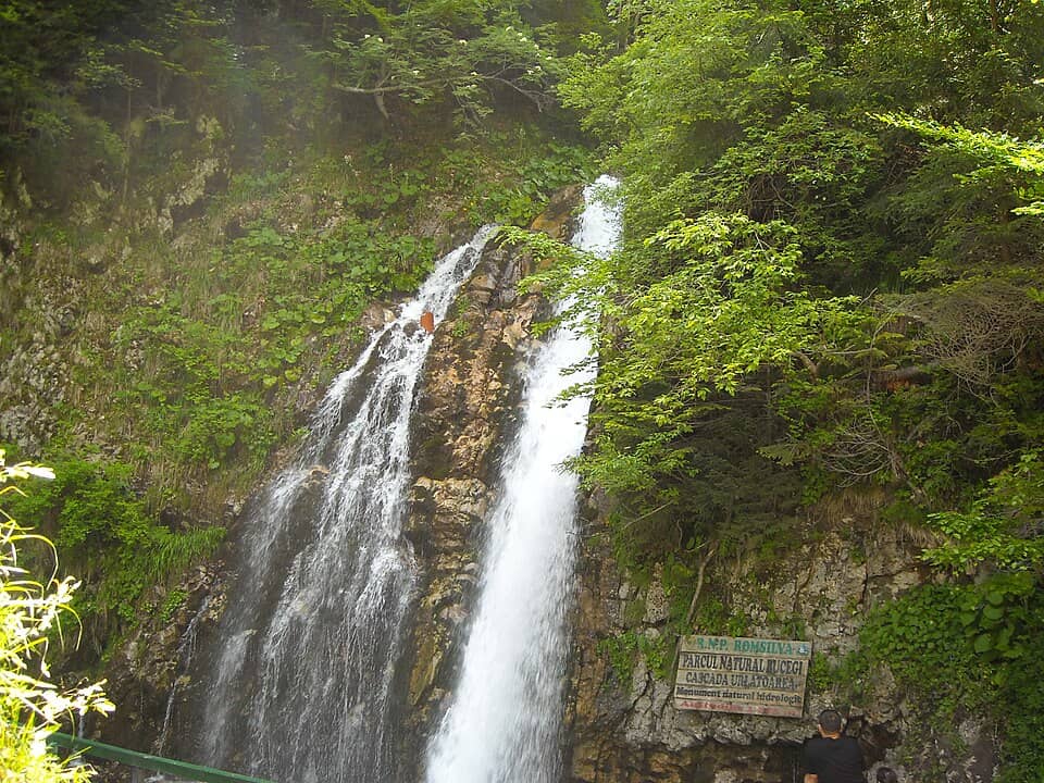 Bucegi: Cascada Urlătoarea 2 - panoramio