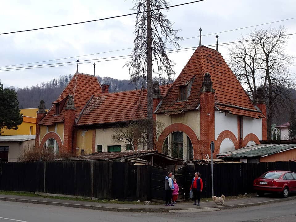 Postăvaru & Piatra Mare: Brasov, str. Garii Noua nr. 9