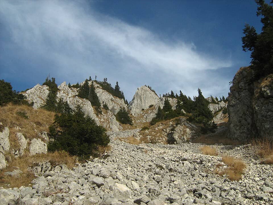 Piatra Craiului: Spre Vf. Ascutit - panoramio
