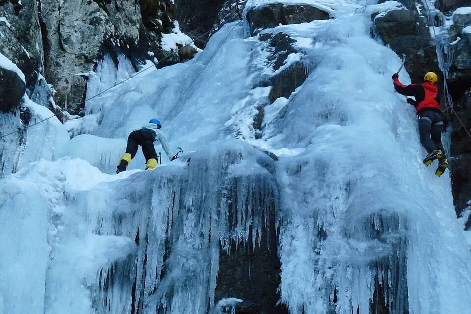 Vitoșa, deasupra Sofiei: Boyana Waterfall - panoramio (4)