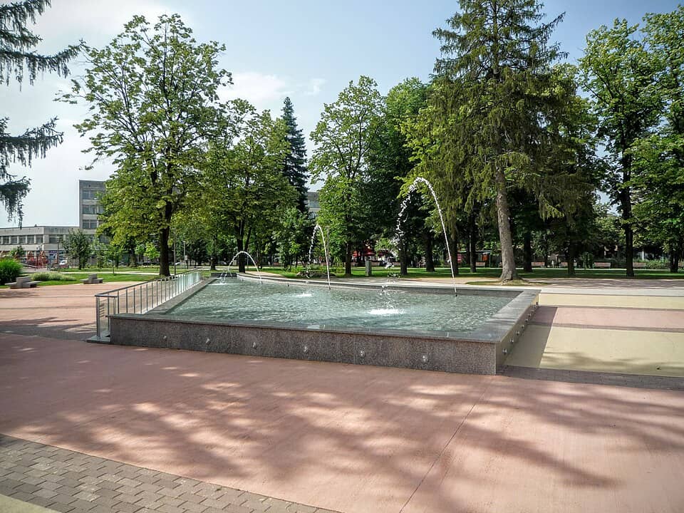 Șipka, Buzludja și Valea Trandafirilor: Кв. Хаджи Димитър, 6100 Казанлък, Bulgaria - panoramio