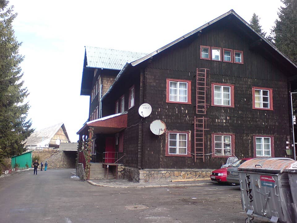 Cindrel (Cibin): Cabana Nora (Paltinis) - panoramio