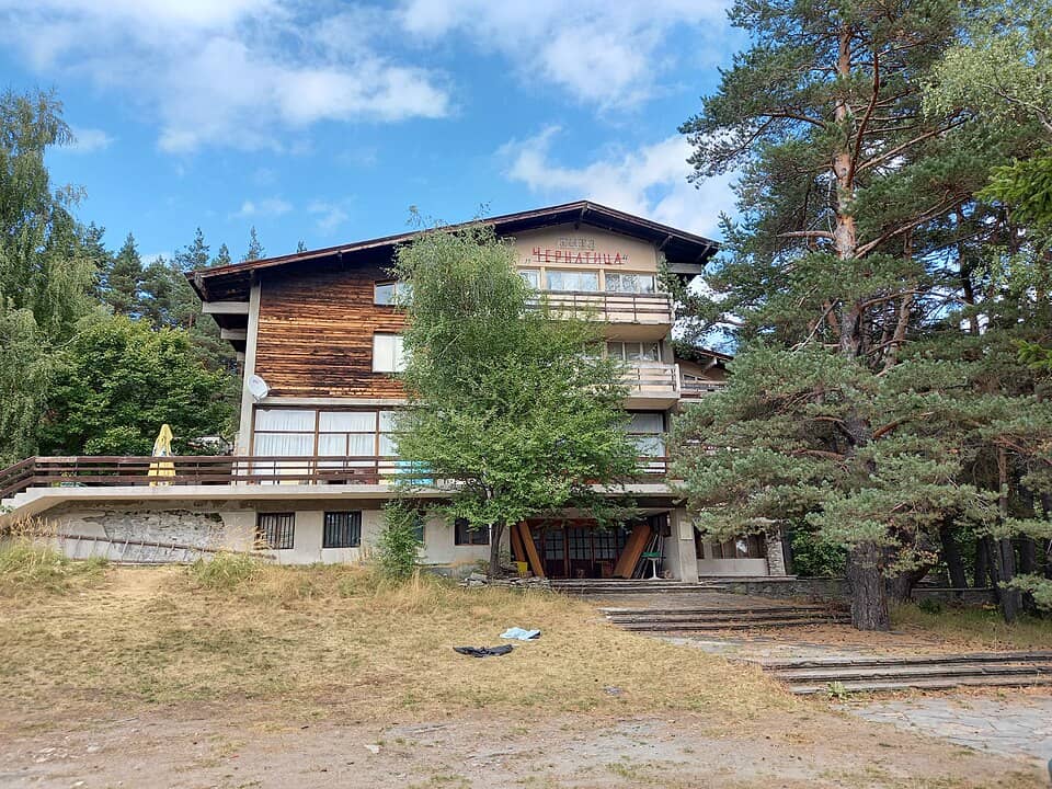Podurile Minunate (Ciudnite Mostove): Chernatitsa hut