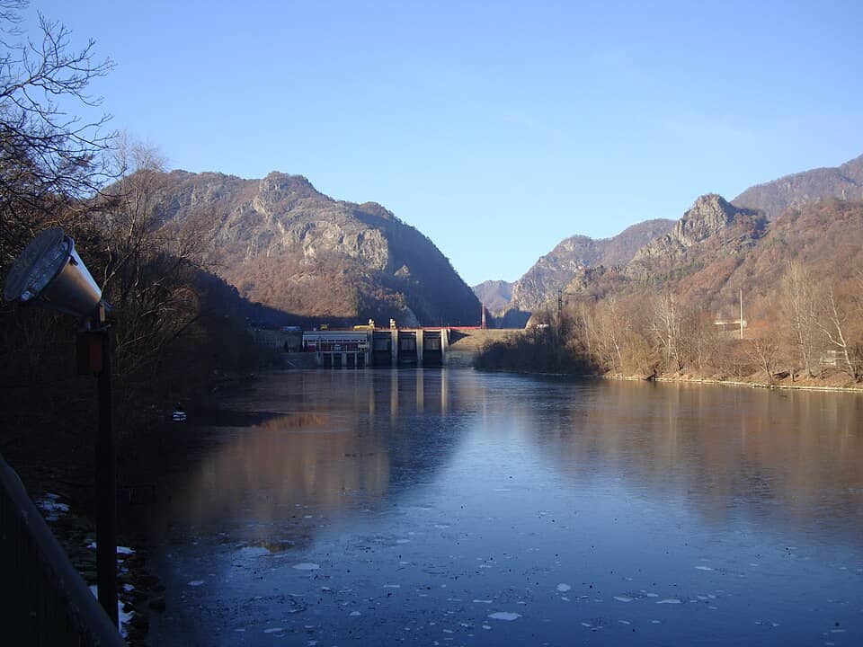 Cozia: Calimanesti, Romania - panoramio (1)