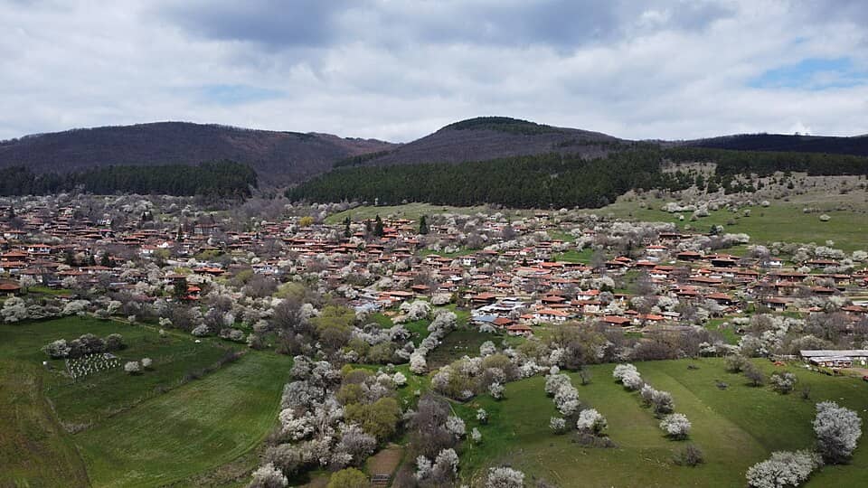 Sinite Kamani (Sliven): Zheravna Panorama 2026