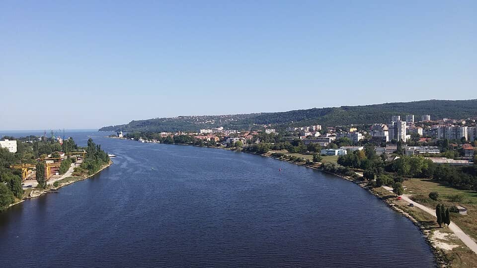 Varna: Galata și Pașa Dere: Asparuhovo district